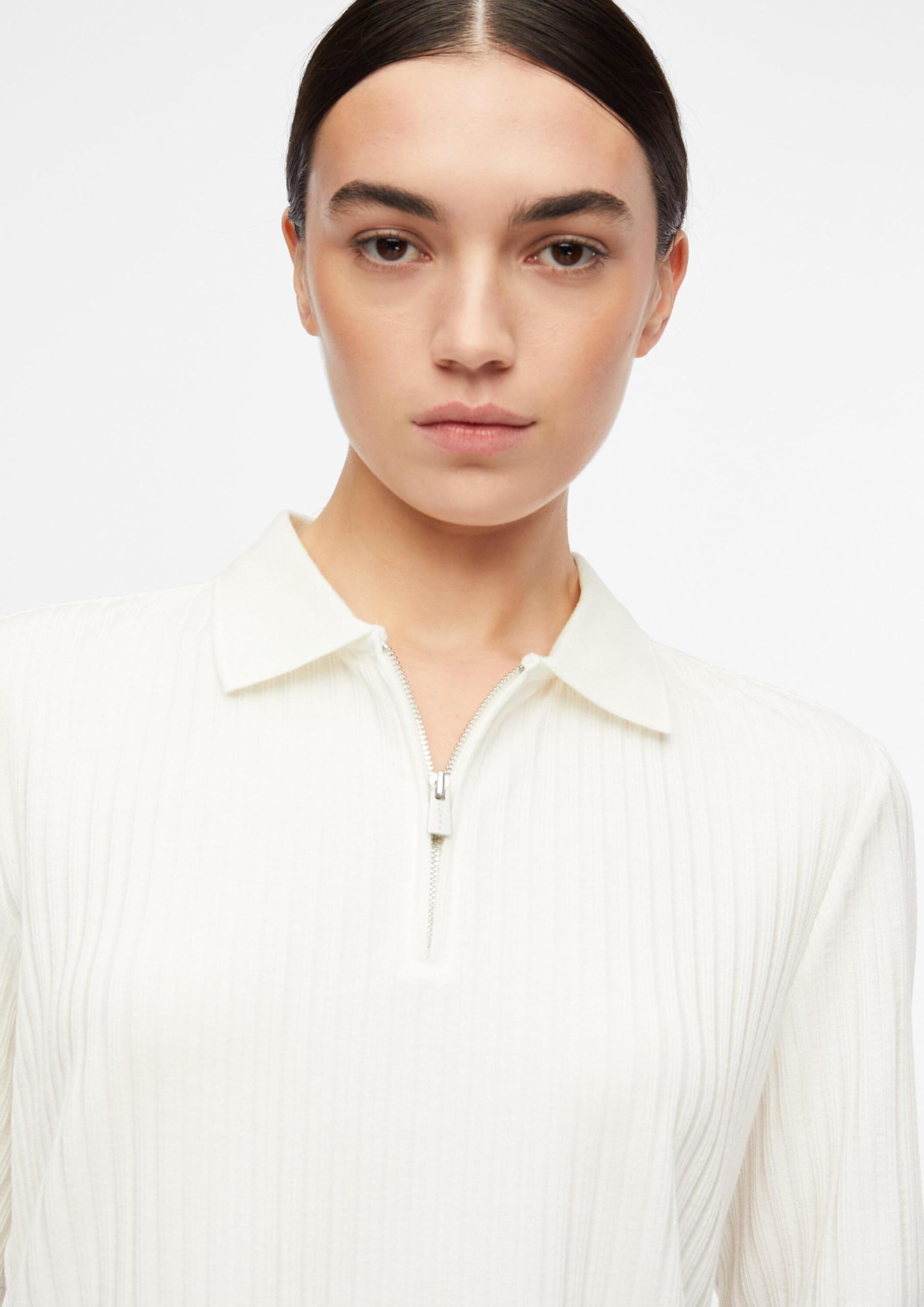 comma-2183351-t-shirt-damen-basic-kurzarm-baumwolle image 3