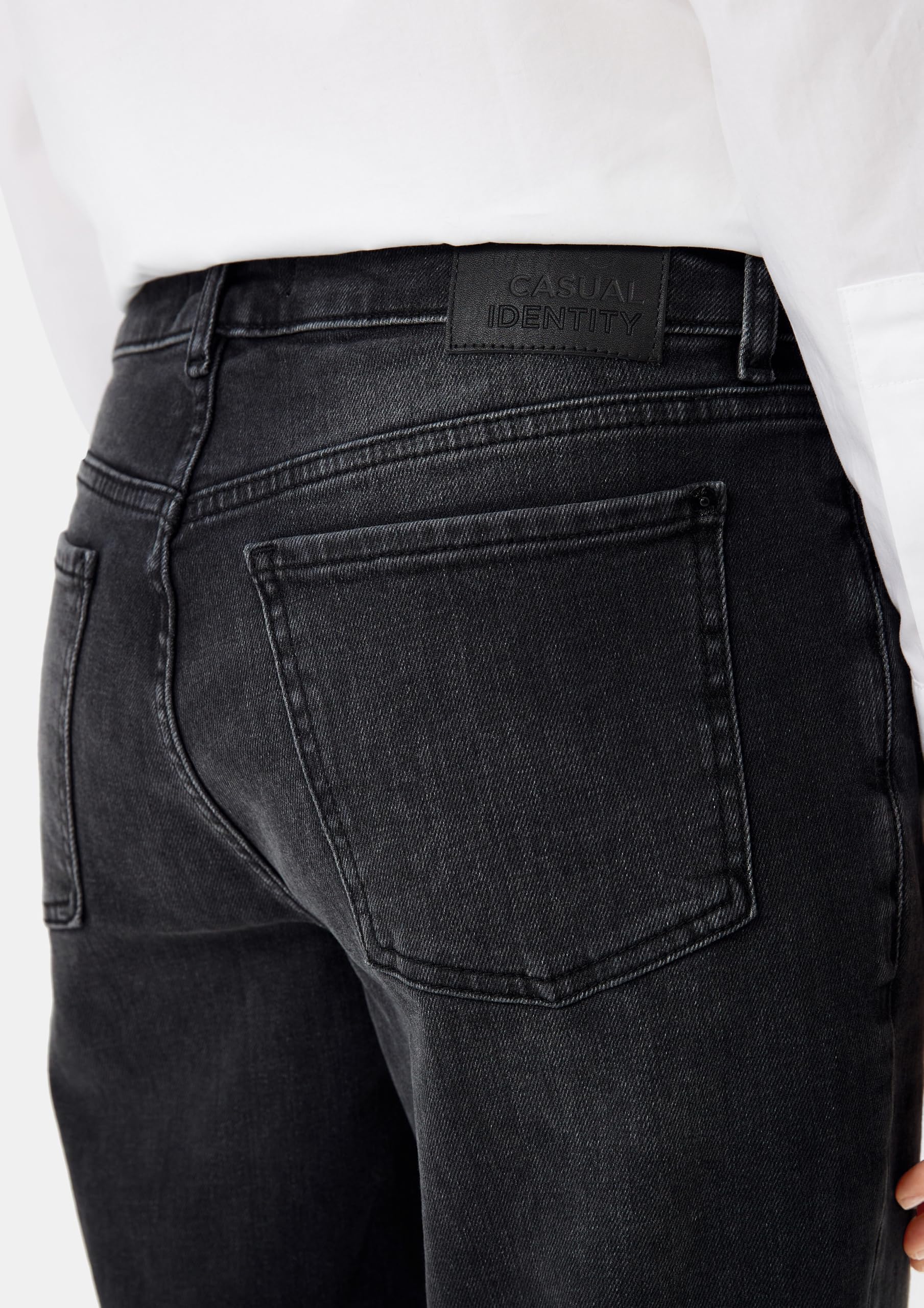 comma-jeans-regular-fit-straight-leg-jeans-dunkelgrau-42 image 3