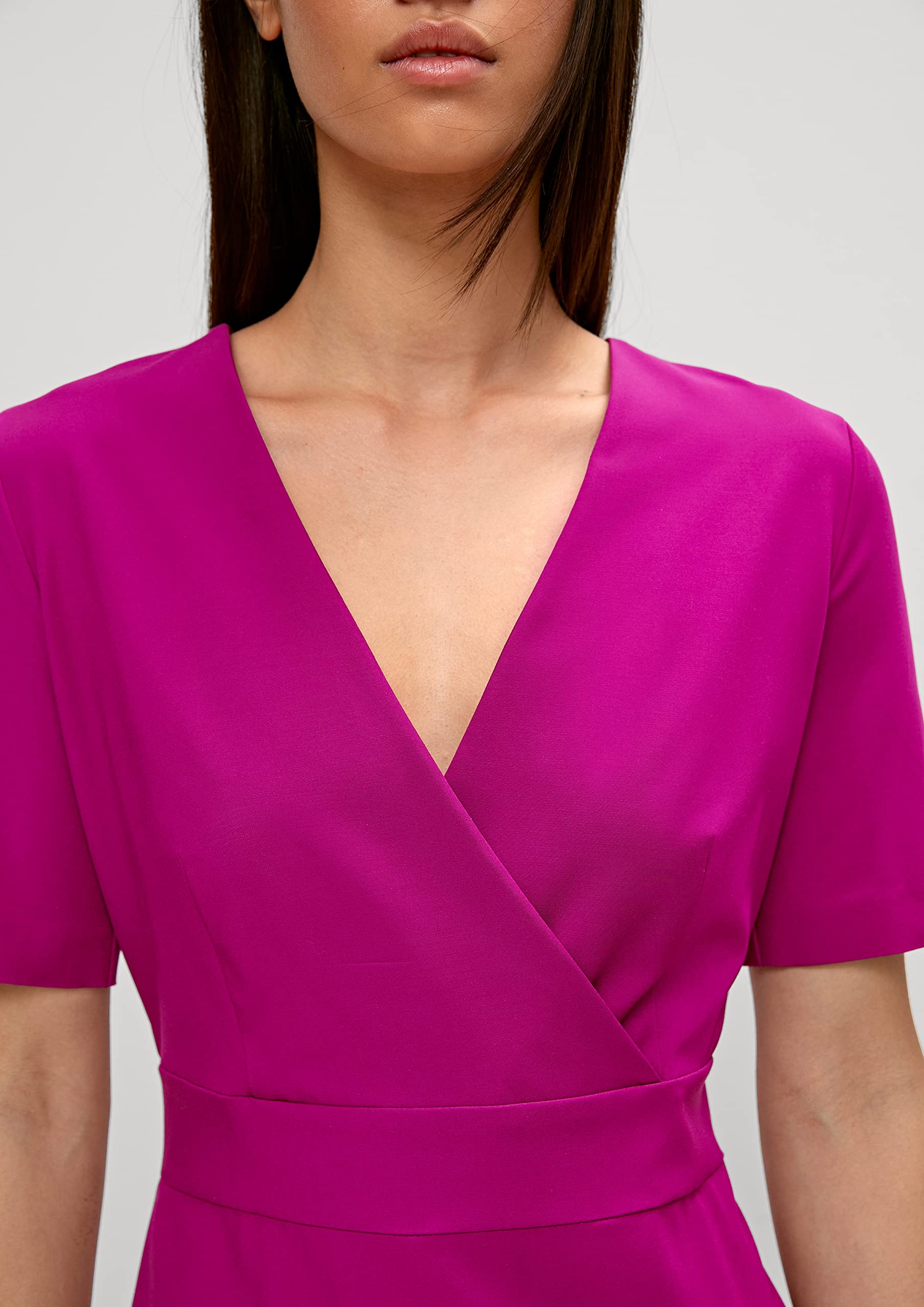 comma-figurbetontes-kurzes-kleid-gr-e-38-ausschnitt image 4