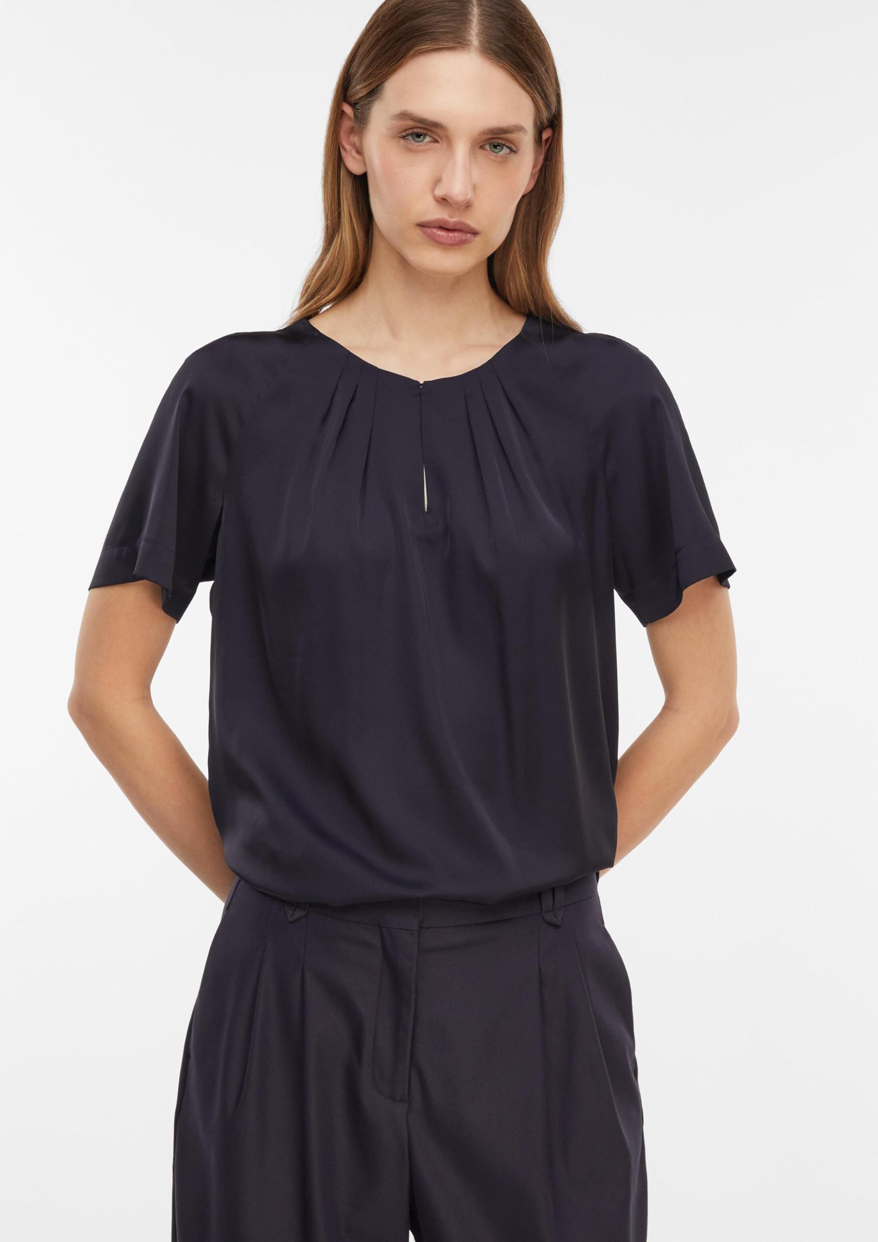 comma-baumwollbluse-kurzarm-faltenfront-schwarz image 6