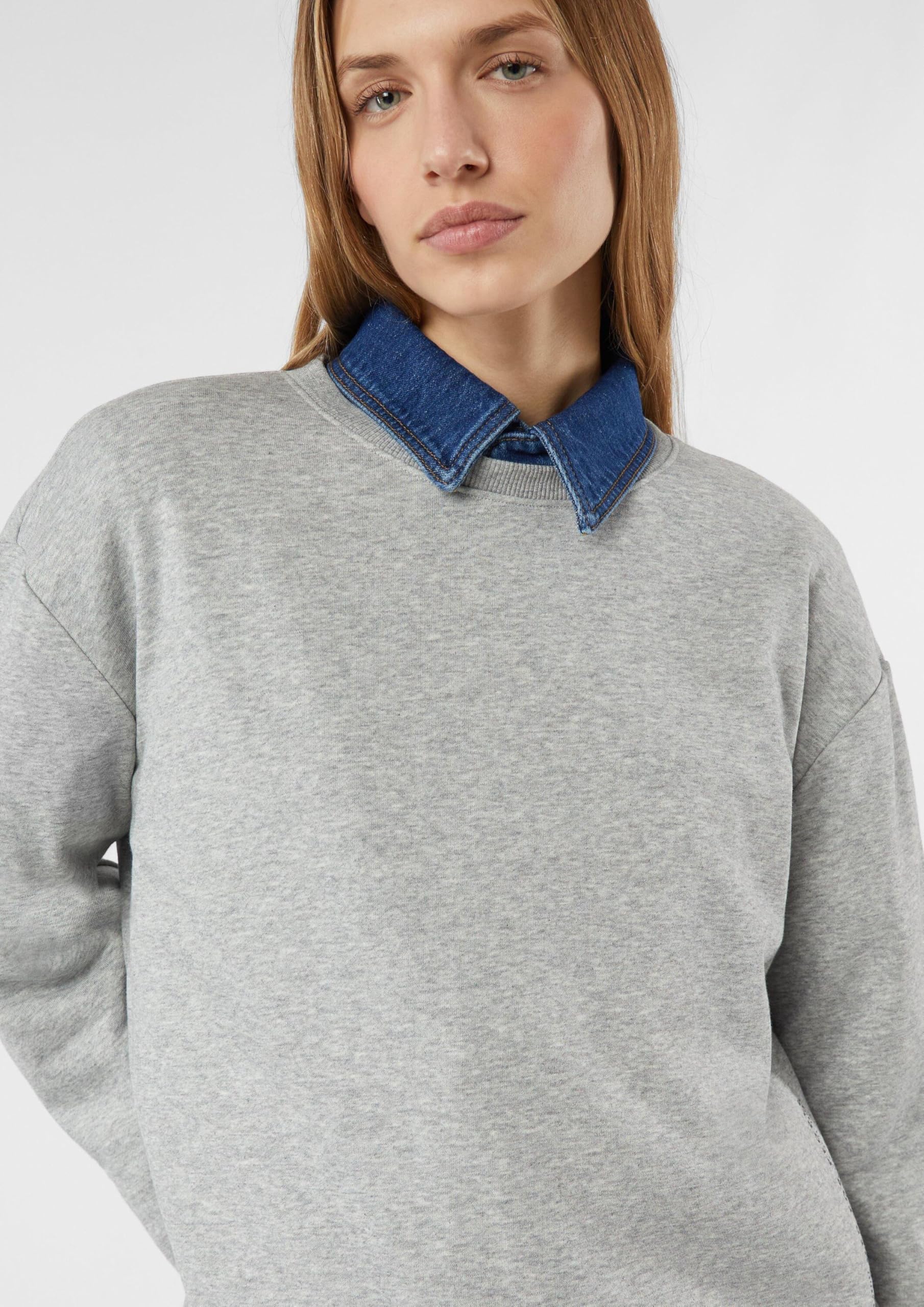 comma-oversized-sweatshirt-relaxed-fit-olivgr-n-hellgrau-pullover image 4