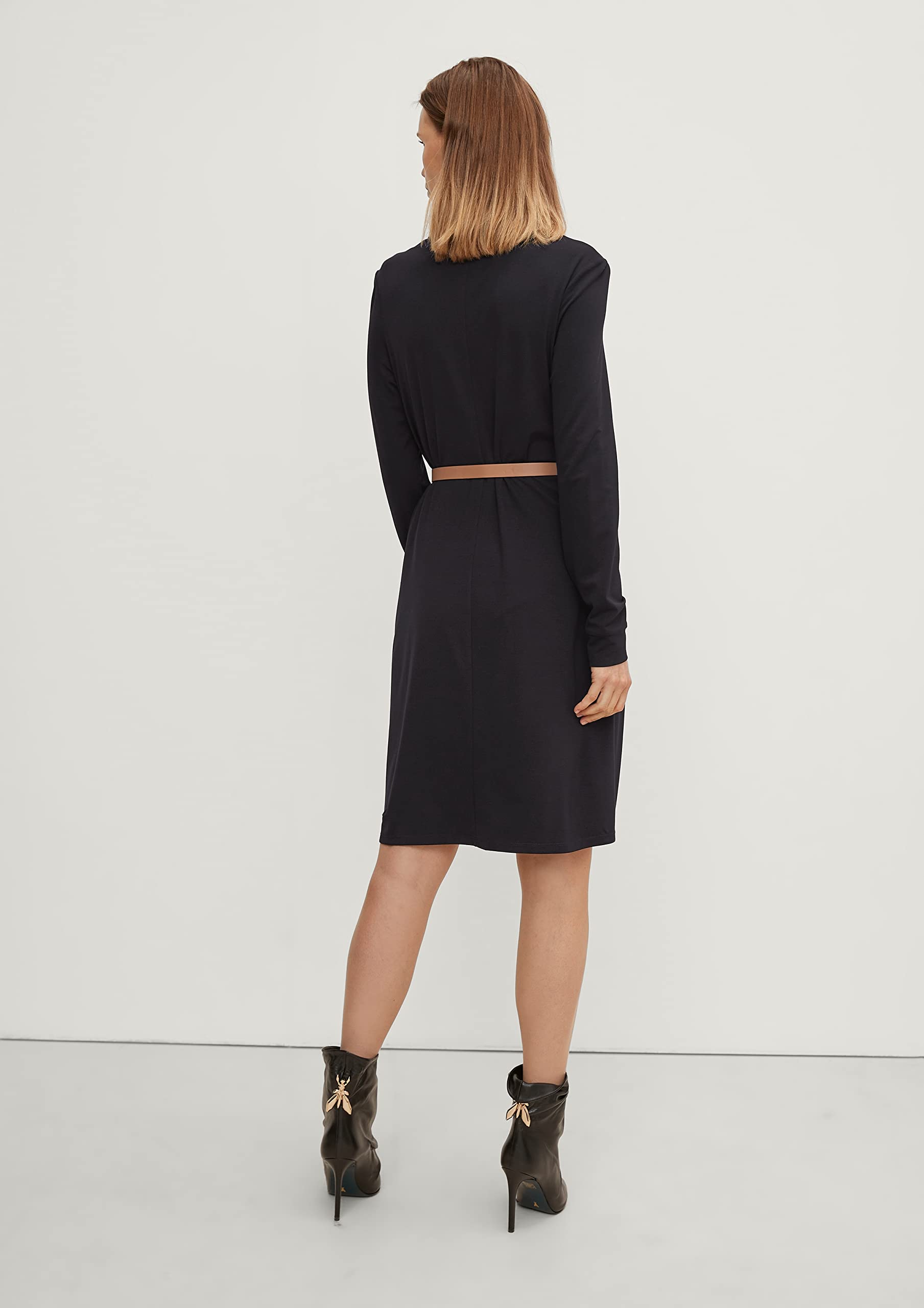 comma-kleid-kurz-damenkleid-business-alltagslook image 7