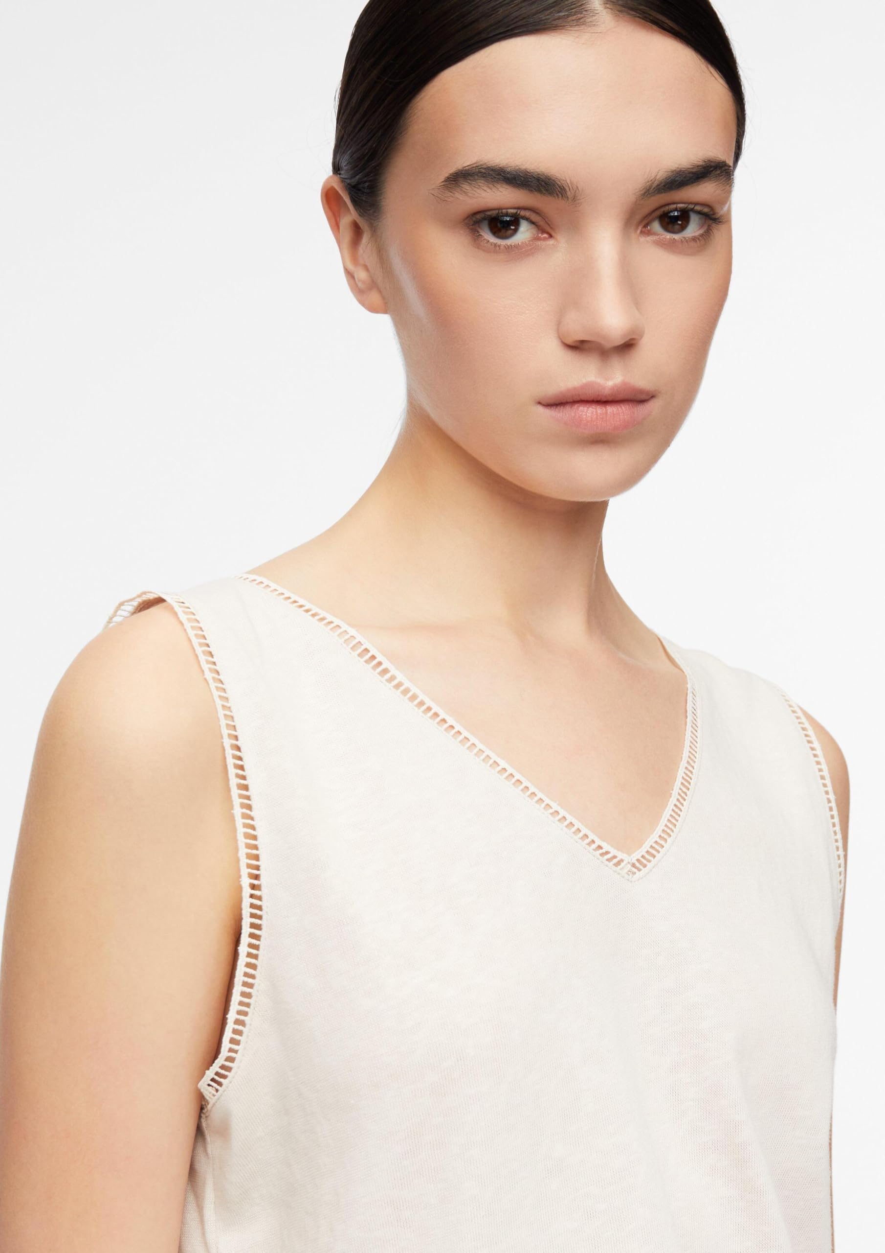 comma-top-gr-38-helles-beige-basic-t-shirt image 3