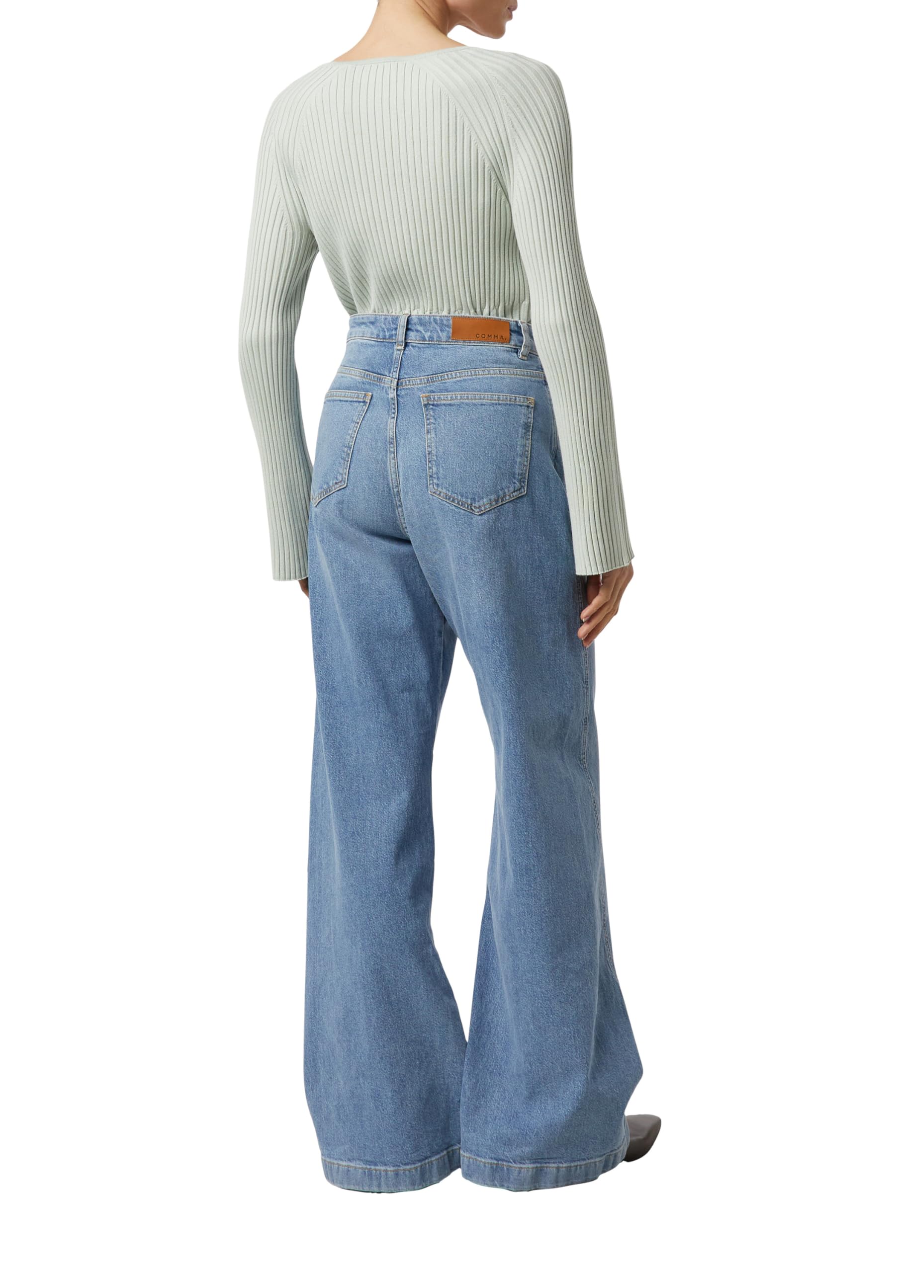 comma-strickpullover-slim-fit-pulli-rundhals-mit-trompeten-rmel image 2