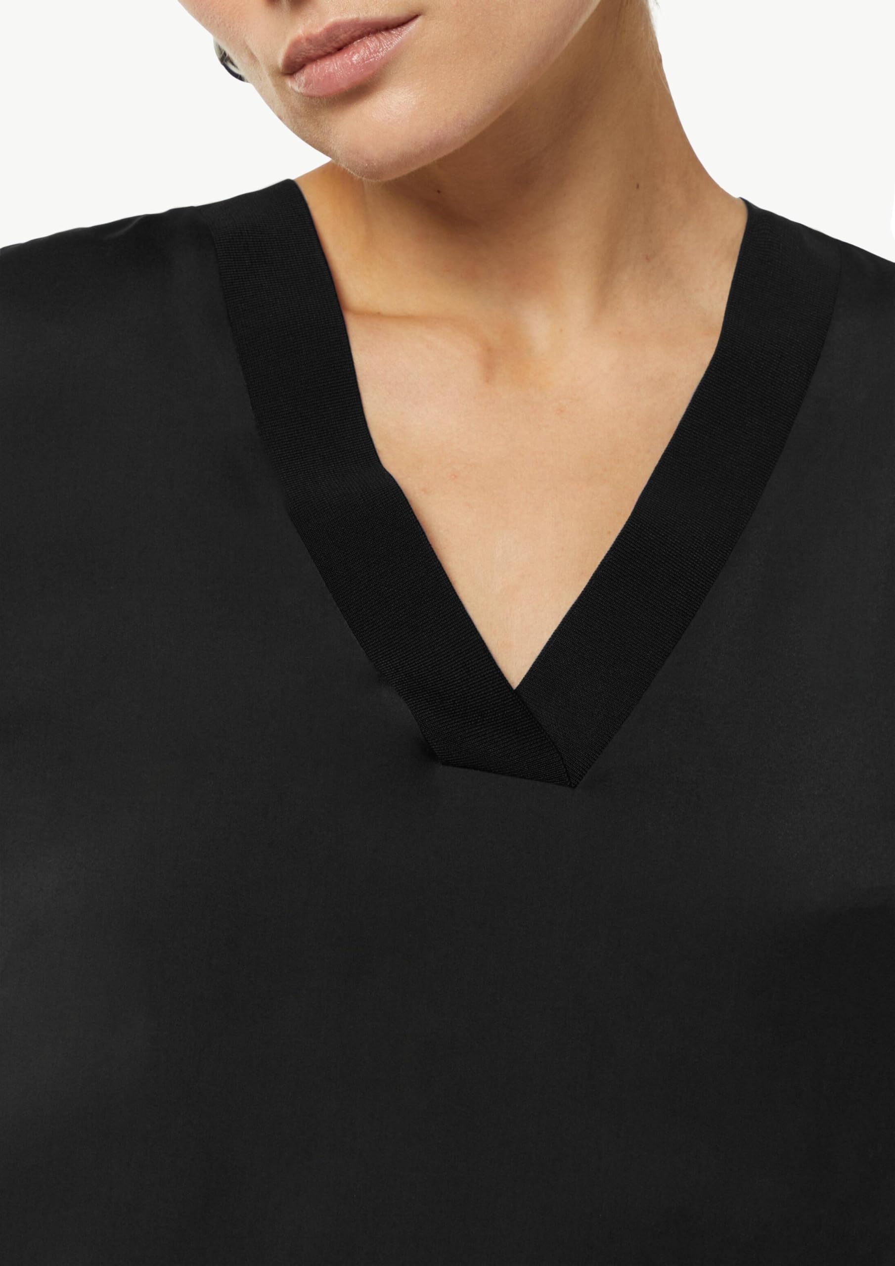 comma-satin-bluse-mit-rippb-ndchen-schwarz image 4