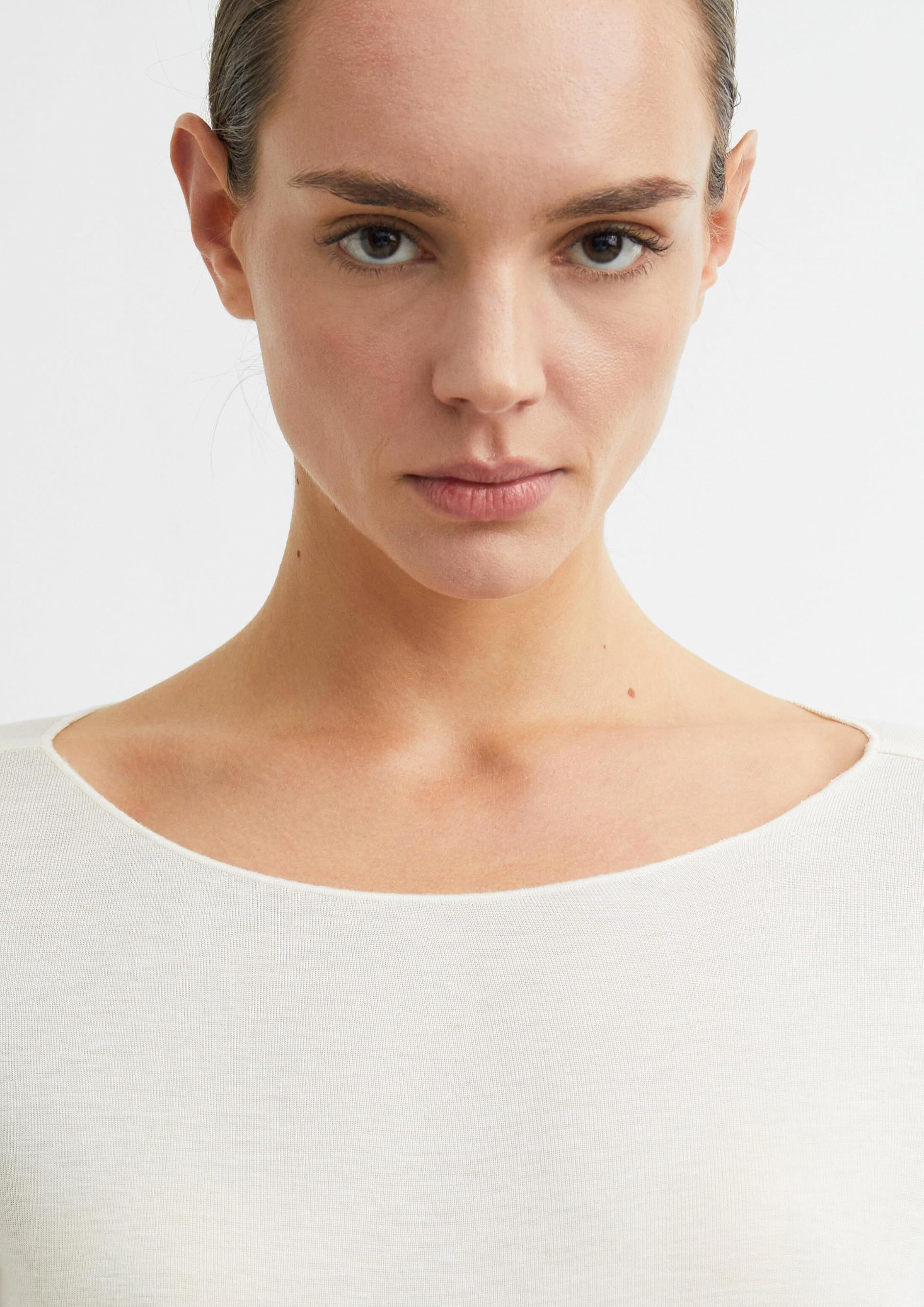 comma-tops-longsleeve-slim-fit-gr-e-32 image 4