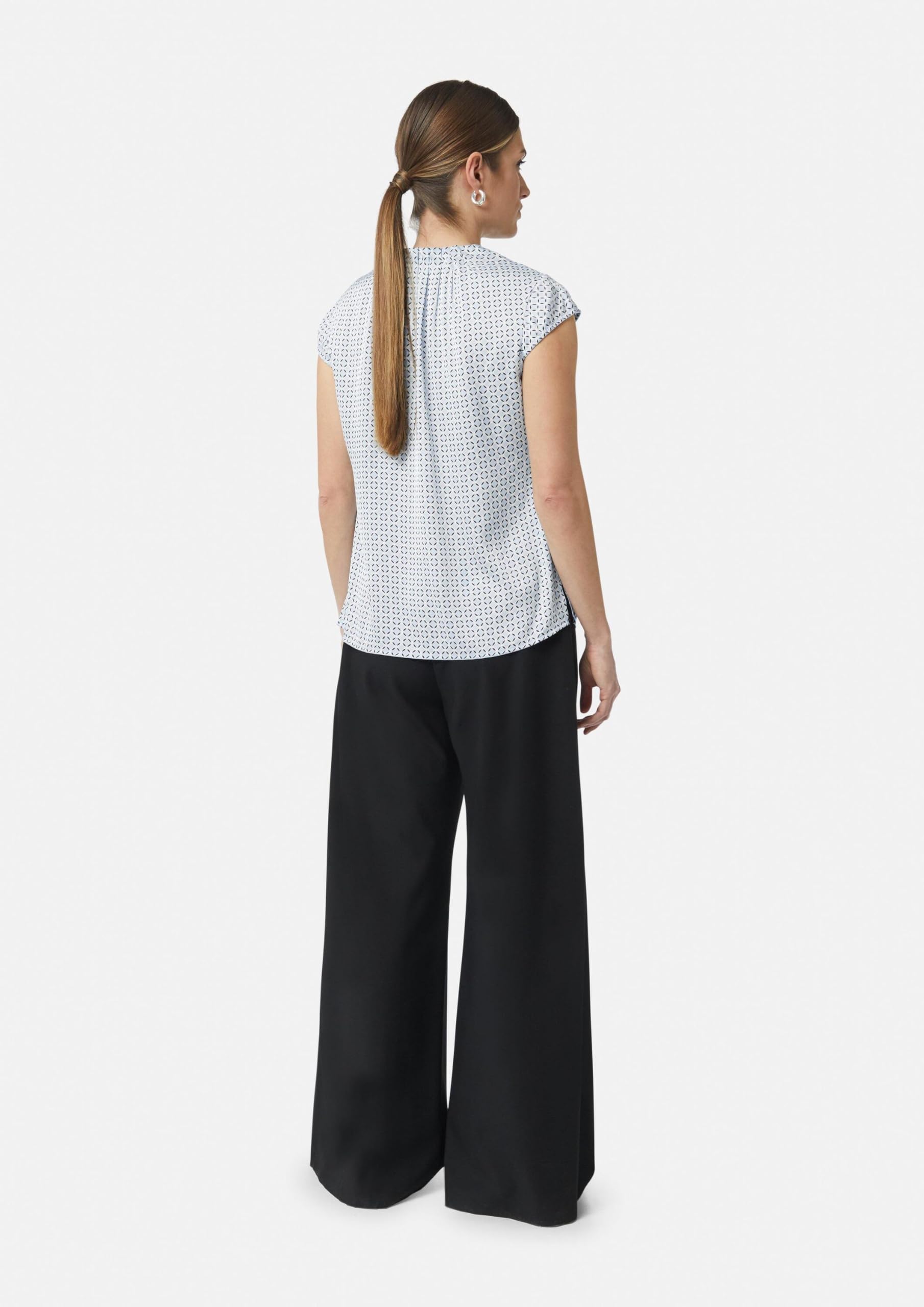 comma-longbluse-animalprint-t-shirt-schwarz image 8