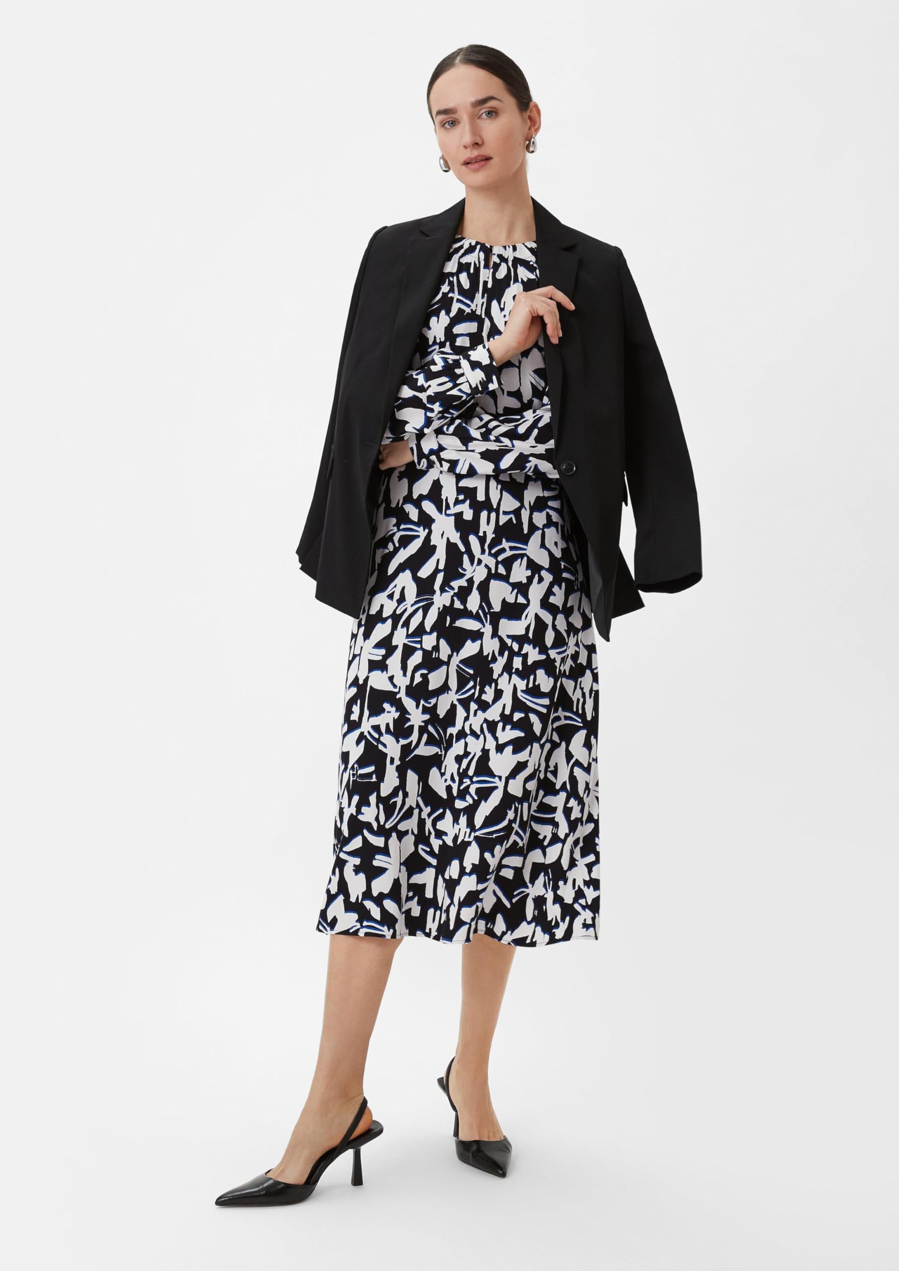 comma-dresses-flie-endes-maxikleid-all-over-print-royalblau image 5