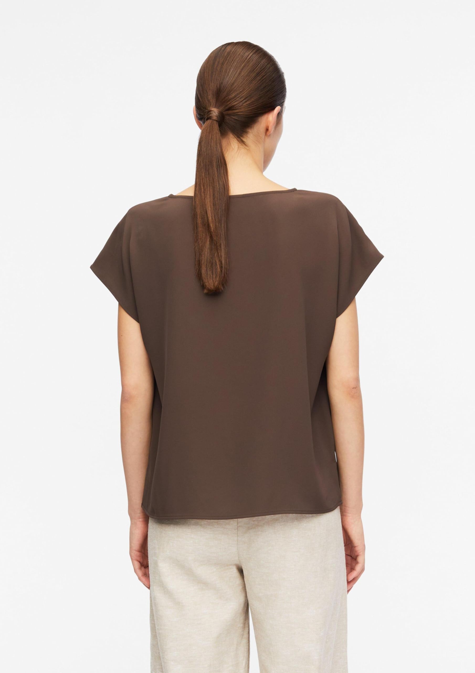 comma-blouses-bluse-kurzarm-rundhals-dunkelbraun image 7