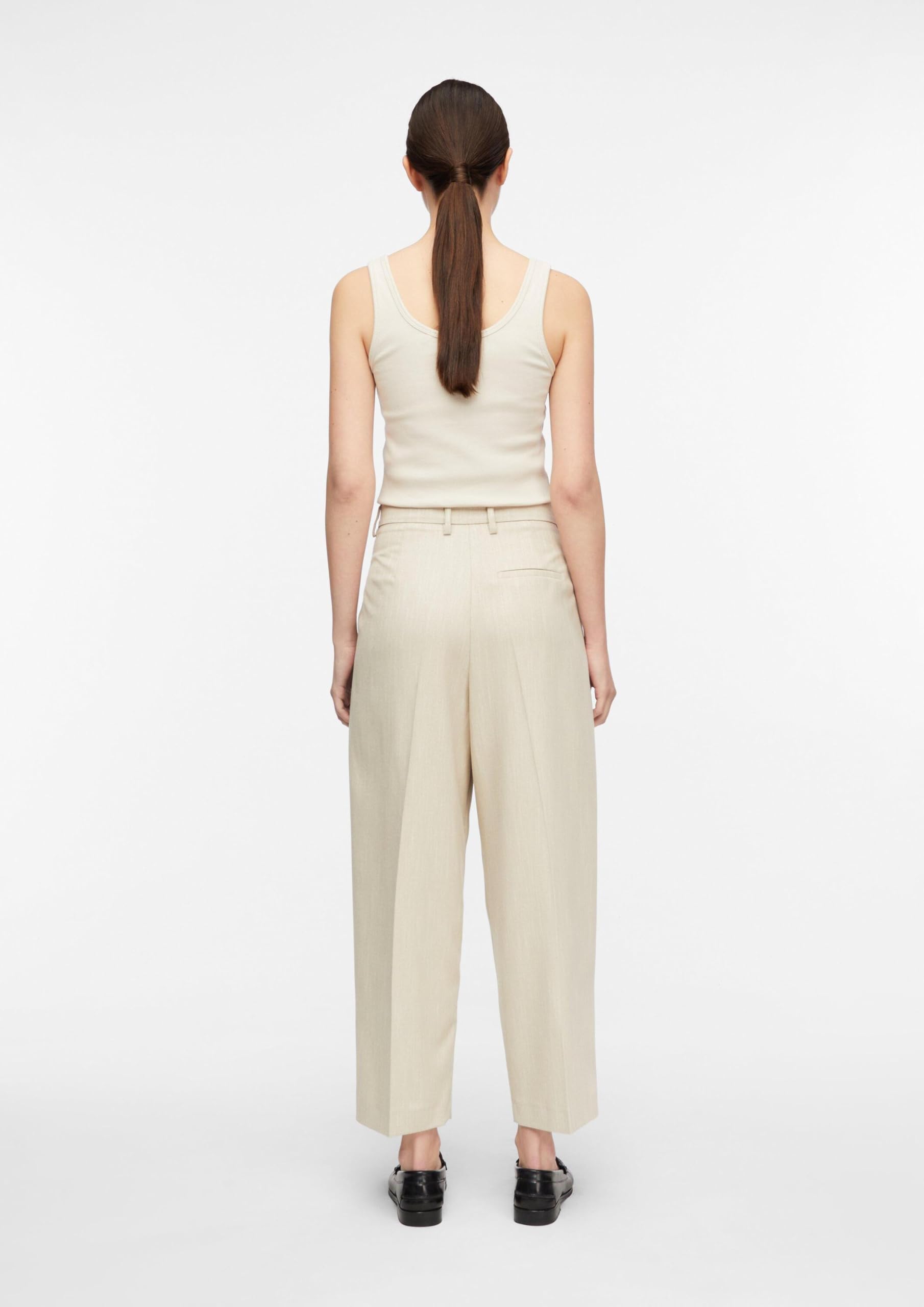 comma-trousers-bundfaltenhose-32-helles-beige-barrel image 7