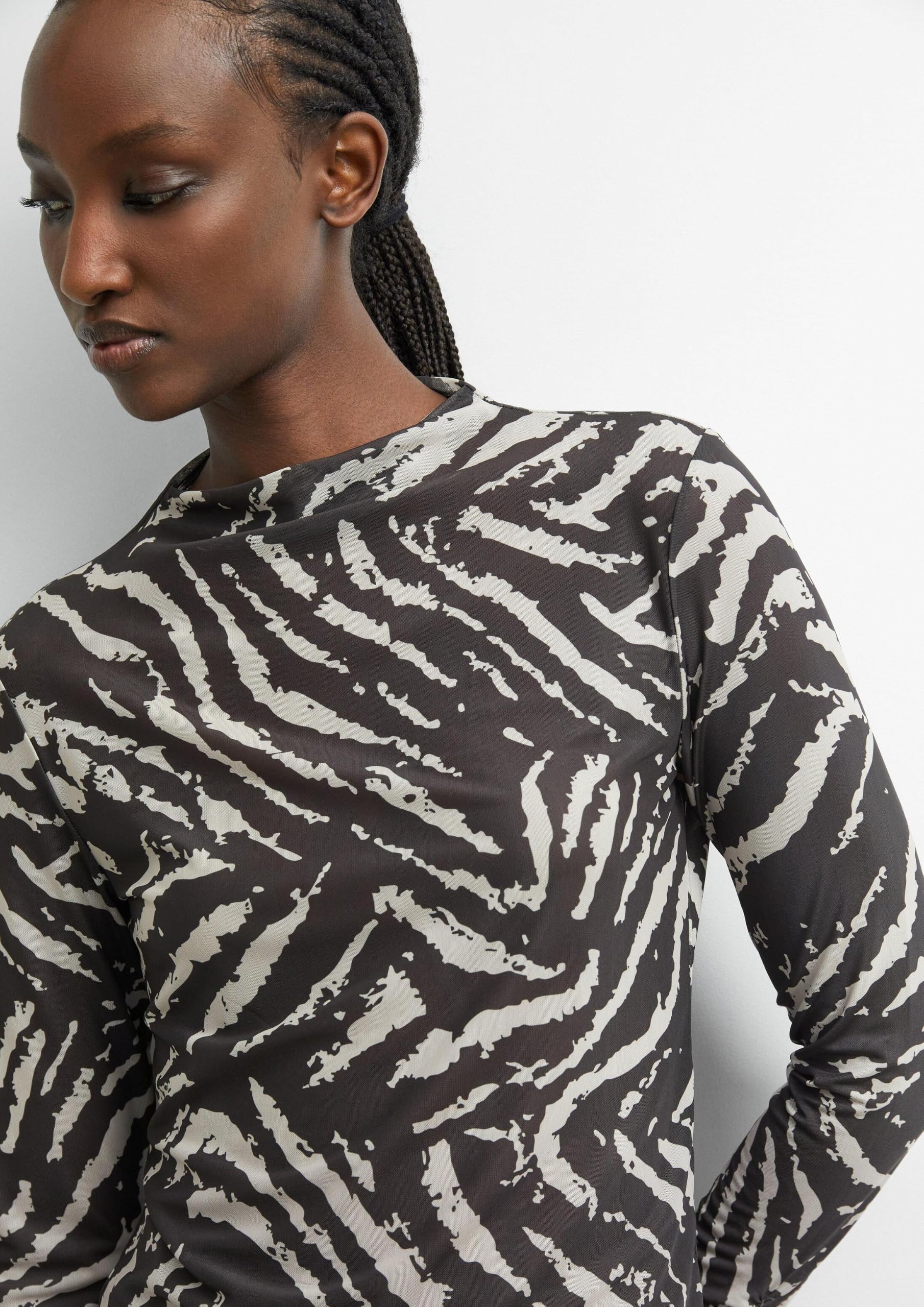 comma-2184531-mesh-shirt-animal-slim-damen-gr-44 image 5