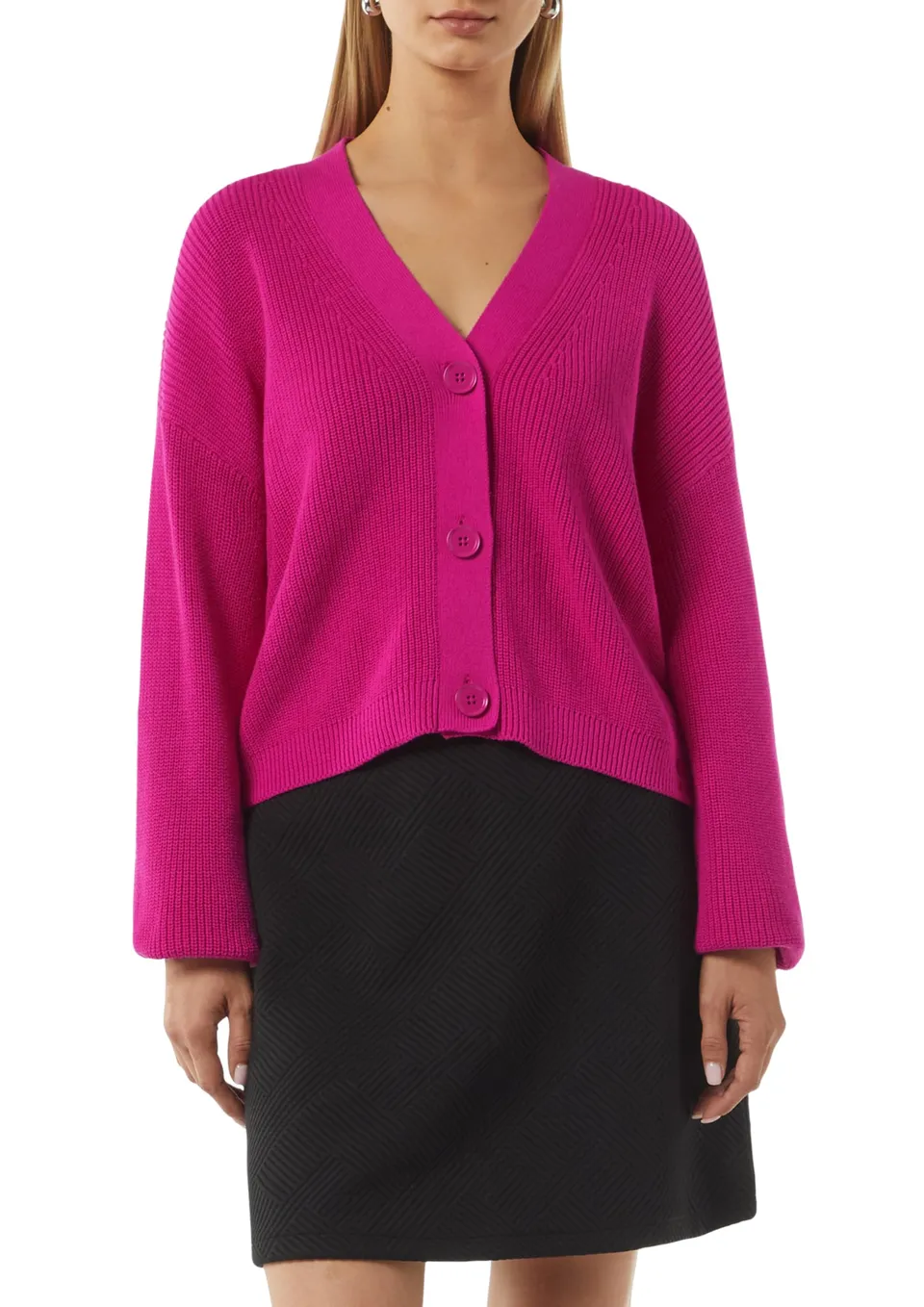 comma-cardigan-ripp-strickjacke-creme-berschnitten image 1
