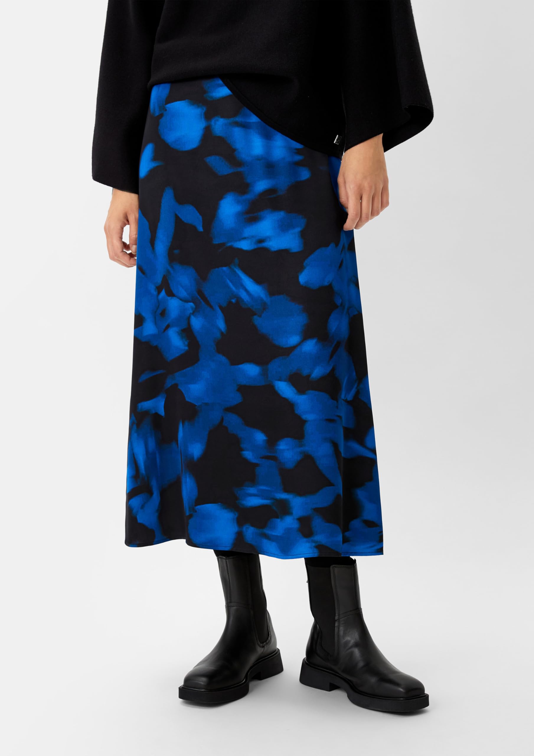 comma-satinrock-all-over-print-damen-rock-schwarz-muster image 5