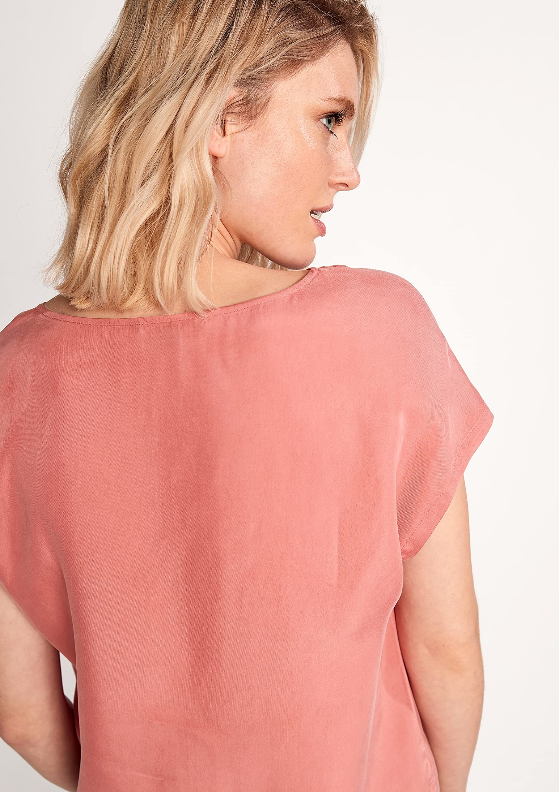 comma-damen-kurzarm-bluse-basic-ausschnitt image 5