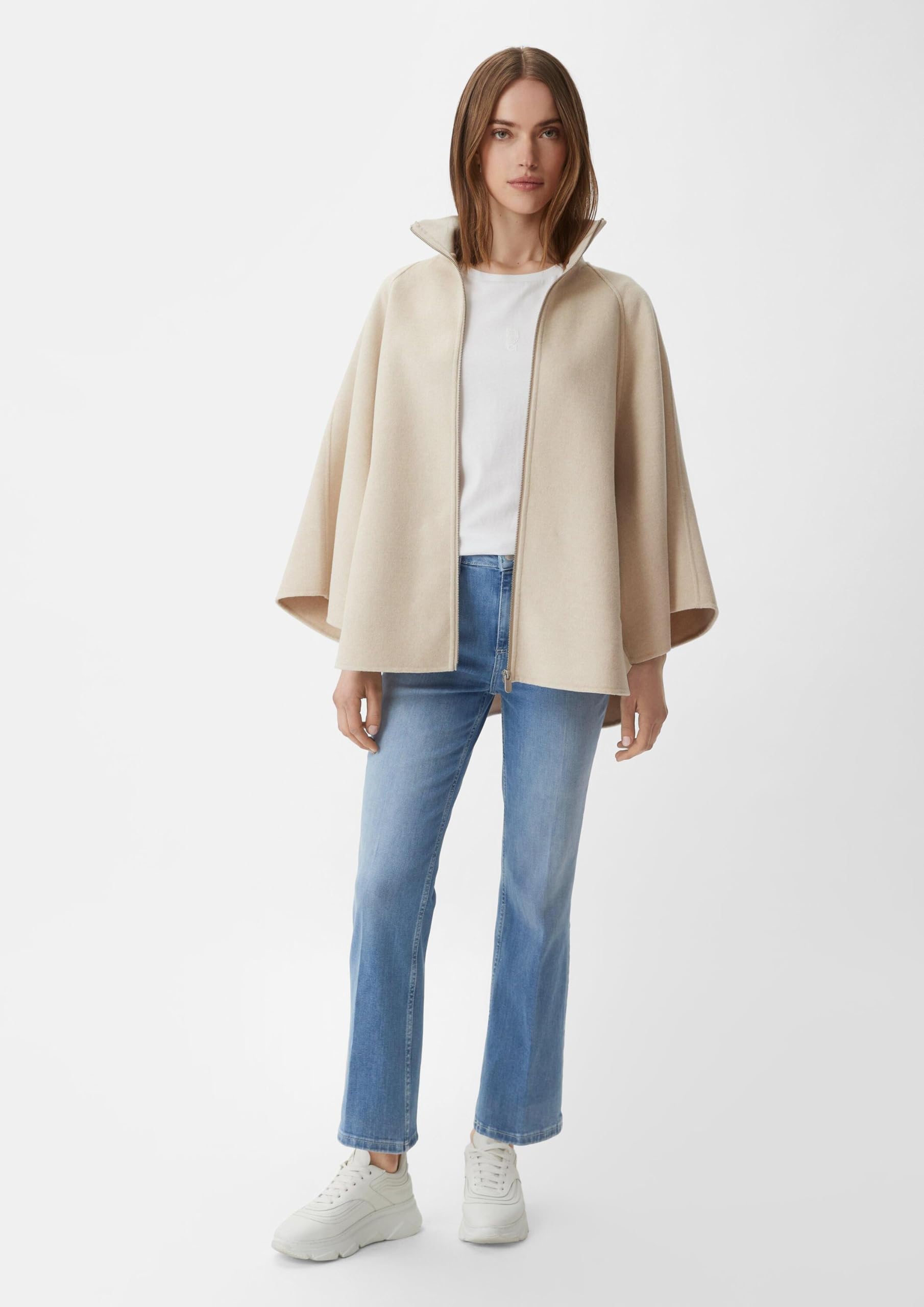 comma-cropped-jeans-flared-leg-blau-gr-e-34 image 3