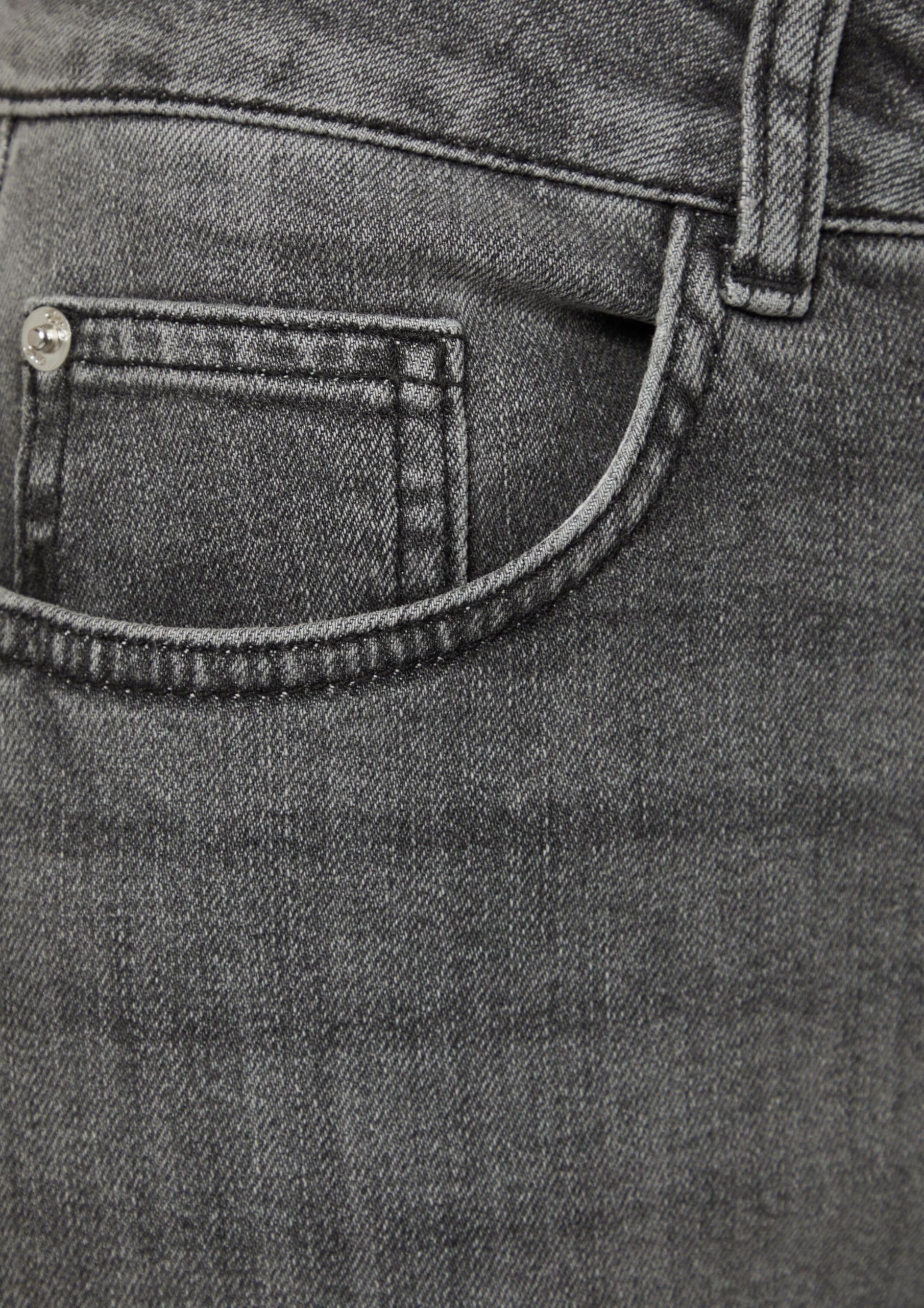 comma-jeans-straight-leg-jeans-fransensaum-42 image 4