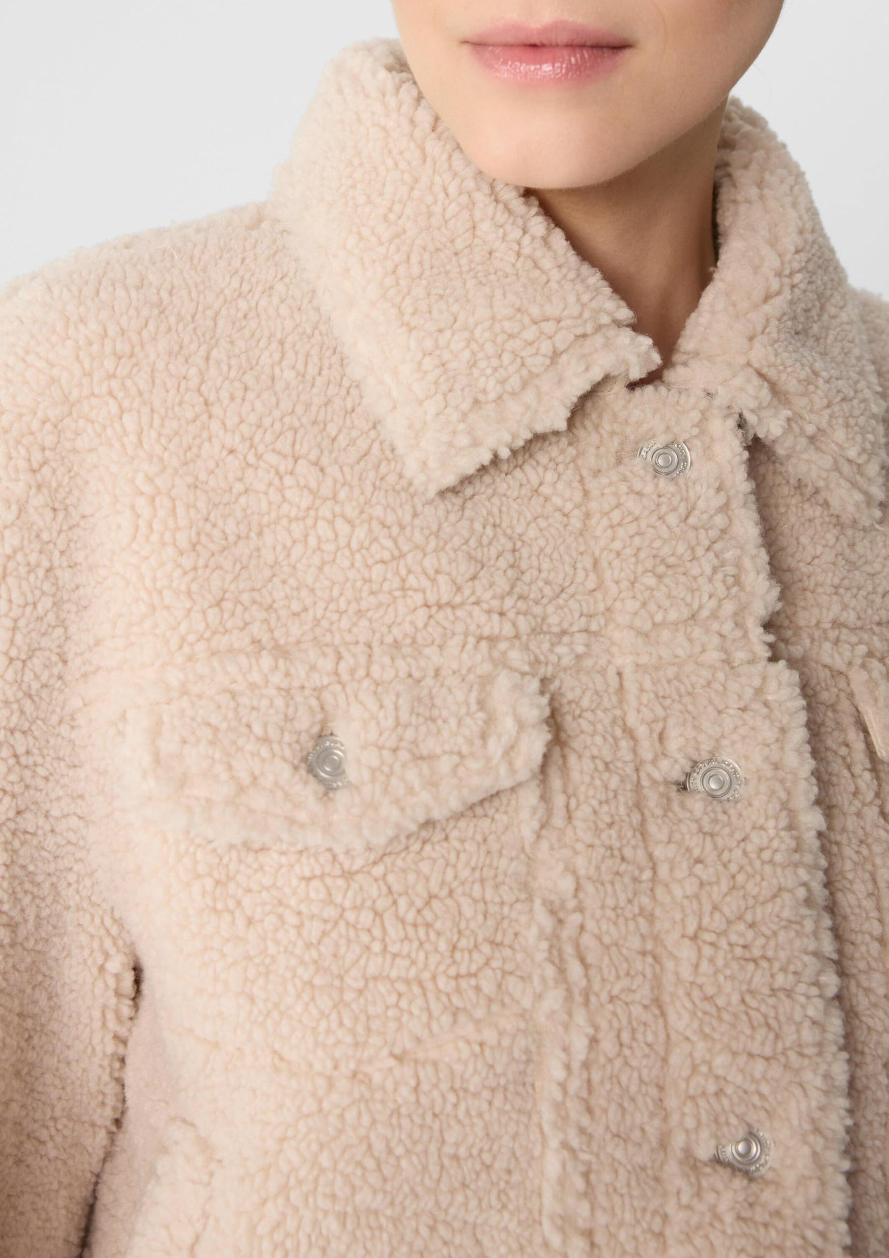 comma-teddy-jacke-damenjacke-kurz-hemdkragen-pl-sch image 6